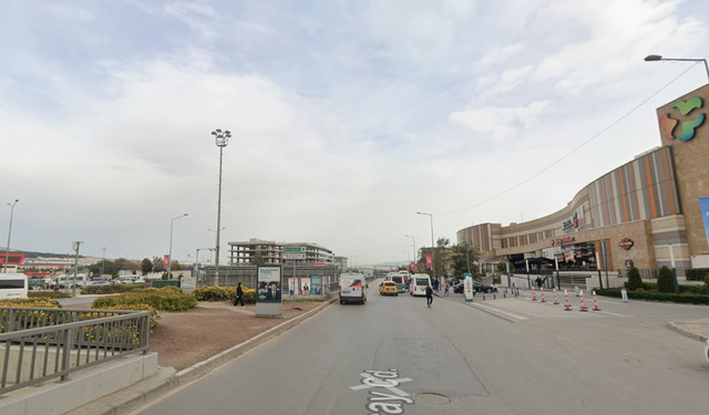 Büyükşehir ihaleye çıktı: Üst geçit karşılığında otopark!