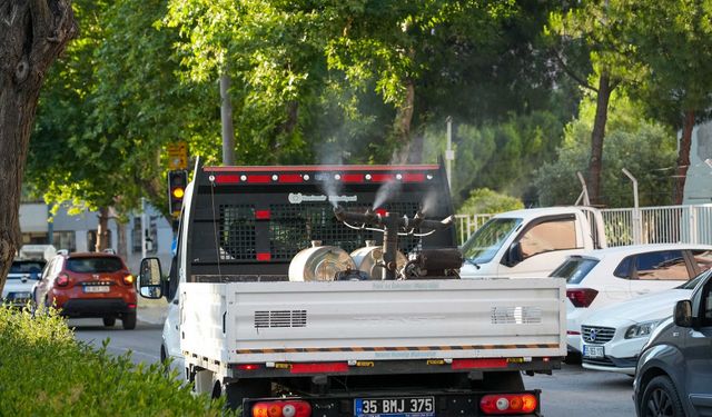 Gaziemir Belediyesi haşerelere geçit vermiyor