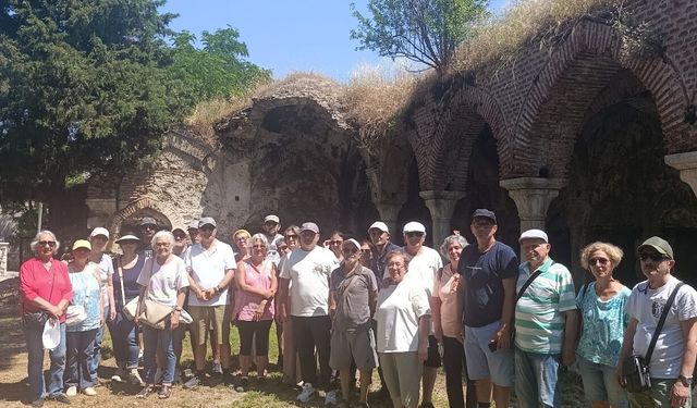 Tarihin izinde bir gün: Emeklilerden Seferihisar gezisine tam not
