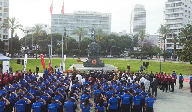 İzmir'de Ceza İnfaz Personeli Günü kutlandı