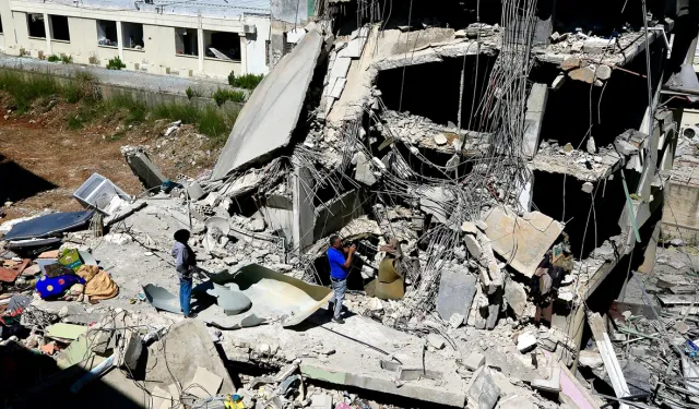 İsrail'in Lübnan'a saldırılarında can kaybı 3 bin 912 oldu