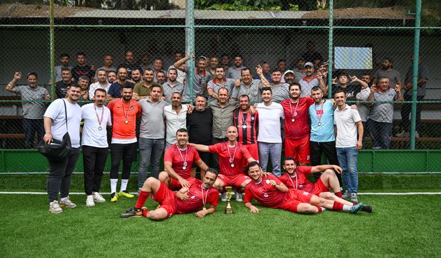 Bornova’da dostluk kazandı