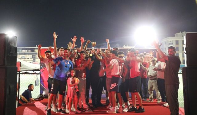 Menderes’te şampiyonluk coşkusu!