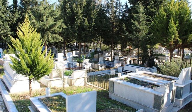 İzmir'de mezarlıklarda Türkiye’ye örnek olacak model!