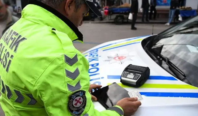 Trafik kurallarını ihlal eden 10 sürücüye 586 bin 719 lira ceza!