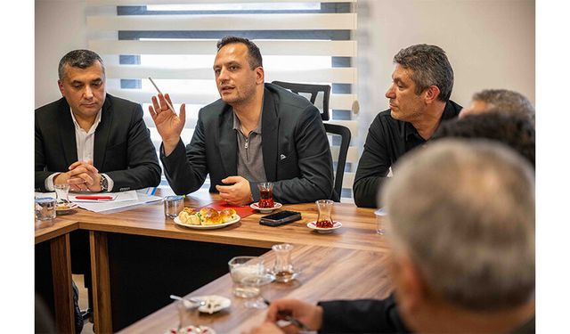 Bornova’da mahallelerin nabzı muhtarlarla tutuluyor