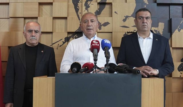 Gürsel Tekin hakkında suç duyurusu