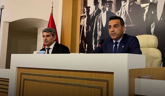 Çiğli Meclisi'nde arsa satışı polemiği: 'Tribüne oynamaya gerek yok'