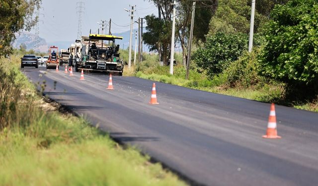 İZBETON'dan Selçuk'ta asfalt hamlesi!