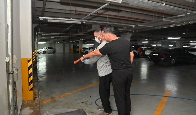 Manisa Büyükşehir’den kapalı alanlarda larvasit uygulaması