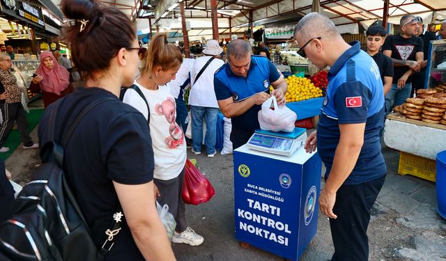 Buca’nın pazarlarında güvenli alışveriş dönemi