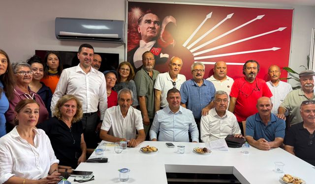 Belediye ve ilçe yönetimi gitti… Tire, “YENİ Parti” dedi!