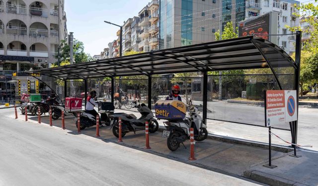 Bornova'dan kuryelere nefes aldıran dokunuş!