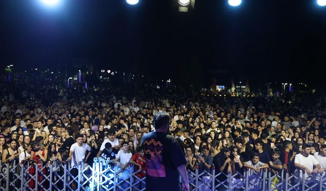 Mimar Sinan Parkı'nda müzik dolu yaz akşamı!