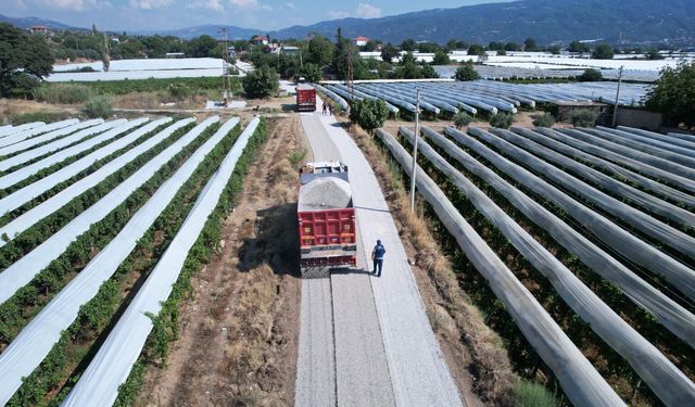 Sarıgöl’de üzüm hasadı öncesi üreticiye yol müjdesi