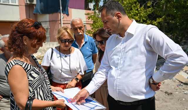 Başkan Eşki sahaya indi... Bornova'da kronikleşen trafik ve altyapı sorunlarına neşter!