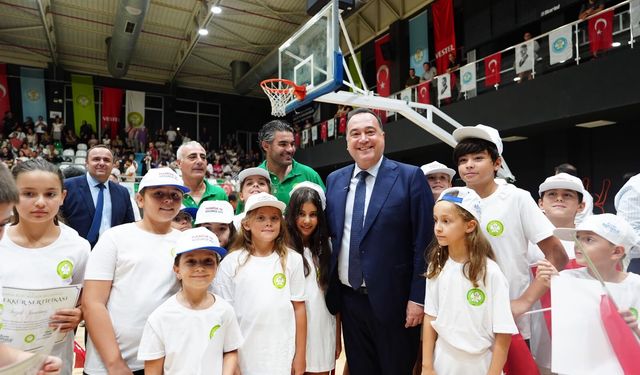 Yaz spor okullarında 5 bin çocuk sporla buluştu