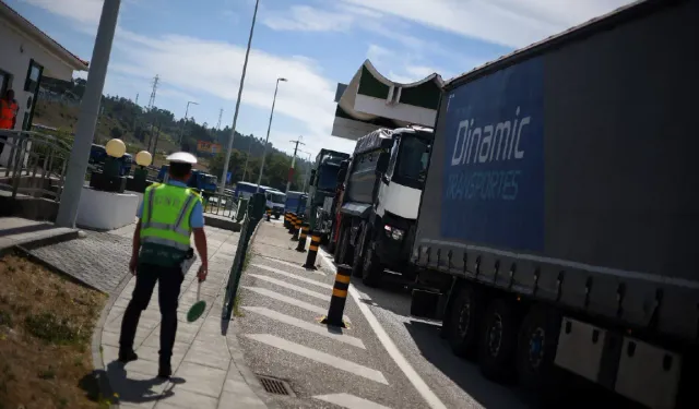 Portekiz’de yakıt protestosu: ''Evden çalışma geri gelsin''