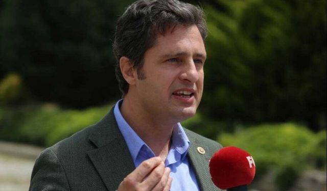 YENİ Partili Yücel'e basın açıklamasında şok: 'Saniye hanımı başımıza bela eden bu!'