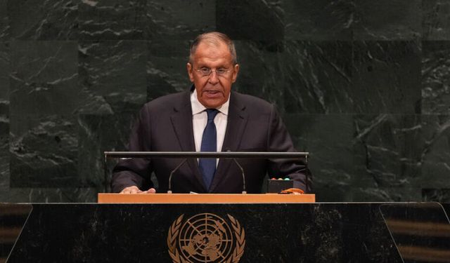 Lavrov'dan S-400'lerin transfer edilmesine ilişkin açıklama