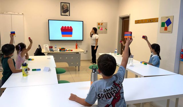 Bornovalı minikler Lego Atölyesi’nde geleceği tasarladı