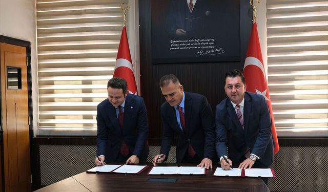 Marmaris Esnaf Odası binasını 15 yıllığına mesleki eğitim için tahsis etti