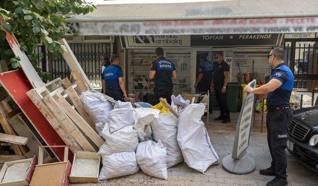 Bornova’da kaldırımlar yayaların