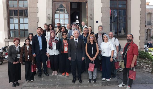 10. İzmir Uluslararası Edebiyat Festivali kapsamında edebiyat buluşması!