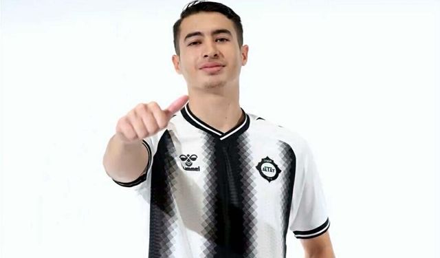 Altay'dan üç imza daha!