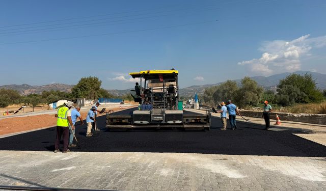 Aydın’ın dört bir yanında yollar yenileniyor