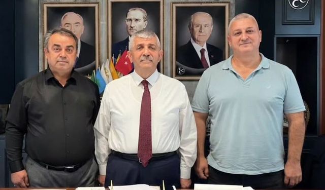 Menderes’te siyasi transfer: 2 CHP’li meclis üyesi MHP’ye geçti!