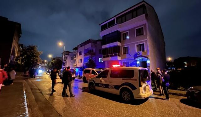Kocaeli'de toprak kayması: 2 bina boşaltıldı