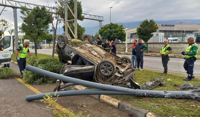 Takla atan otomobilden sağ çıktı!