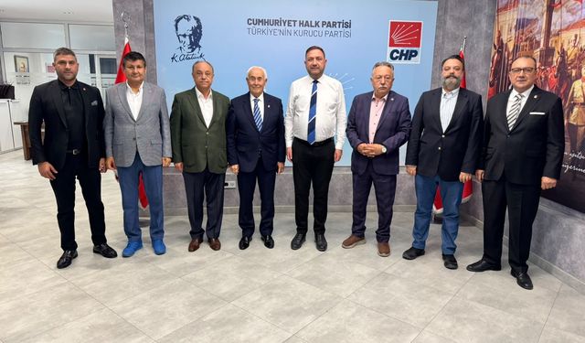 Eski başkanlardan ortak mesaj: CHP'ye ve cumhuriyete sahip çıkacağız!
