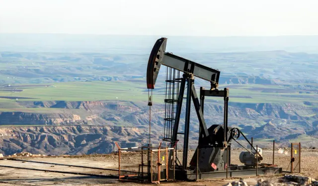 Petrol düşüşünü sürdürüyor