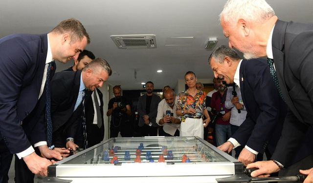 Özel’in açtığı tesis elektriksiz kaldı iddiası... Dev kompleks kepenk indirdi!
