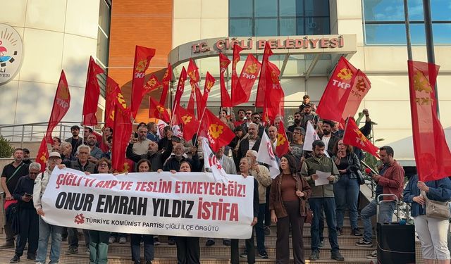 Çiğli'de Yıldız’ın AK Parti’ye geçişine tepki!