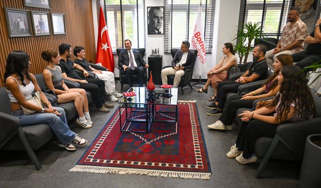 Bornova’da geleceğin sanatçıları yetişiyor