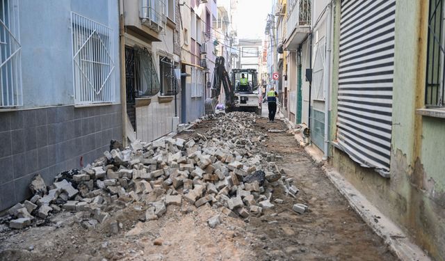 Bornova’da asfalt seferberliği
