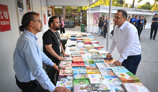 Başkan Eşki'den Büyükşehir'e 'kitap fuarı' sitemi: Bu yönetim tarzı içimizi burkuyor!