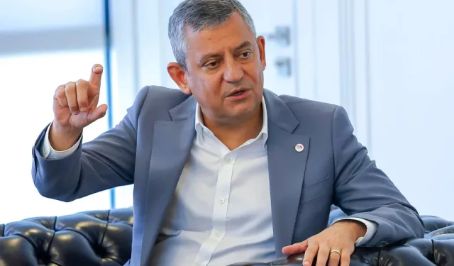 Özel'den 'Menderes' yorumu: Suçüstü hali!