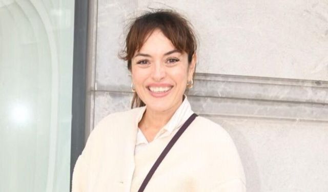 Ezgi Mola'dan 'Barcelona' açıklaması