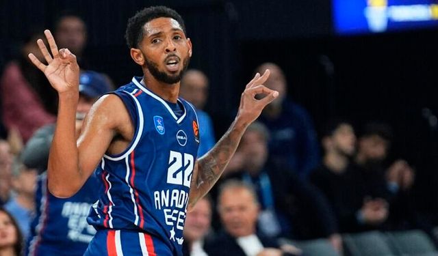 Anadolu Efes, Litvanya'da farklı kazandı!
