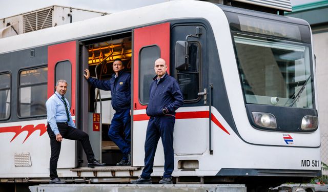 İzmir’in raylarında çeyrek asırlık mesai!