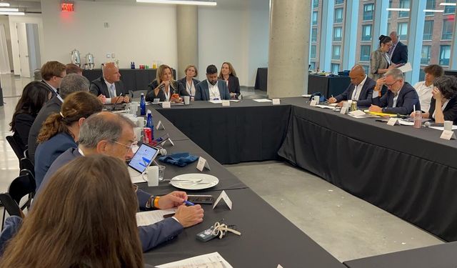 İzmir Büyükşehir’den uluslararası diplomasi mesaisi
