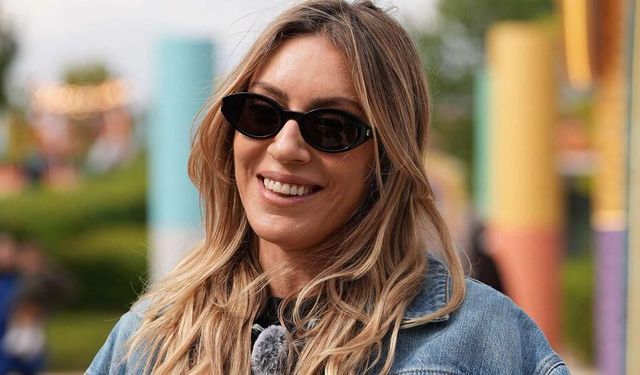Sinem Kobal, AileFest'i ziyaret etti