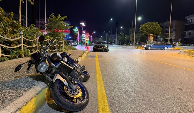 Motosikletle otomobil çarpıştı... Sürücü kaza kurbanı!