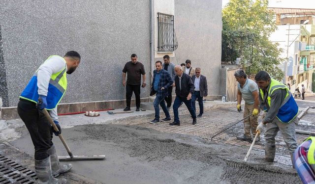 Bornova'da yol çalışmaları tam gaz!