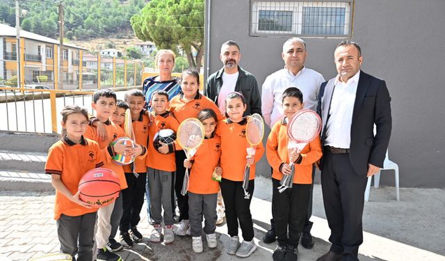 Manisa’da 430 okula spor malzemesi desteği