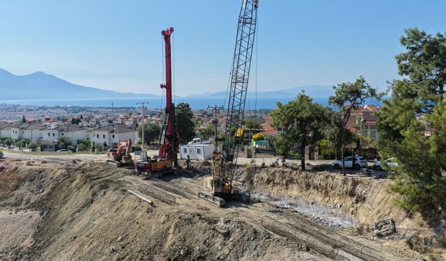 Başkan Çerçioğlu’ndan Kuşadası’nda yol yenileme ve güçlendirme çalışması